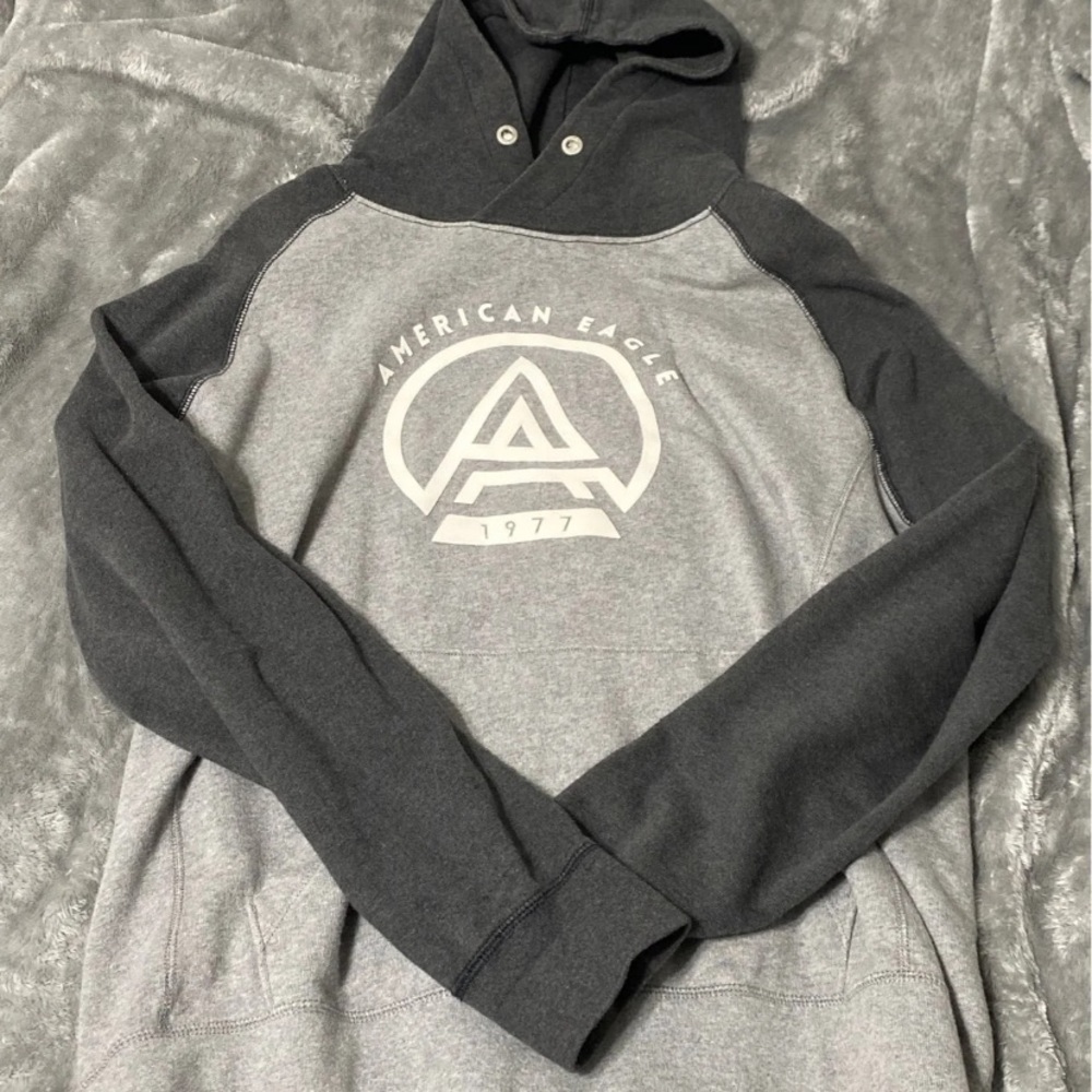 American eagle hoodie!